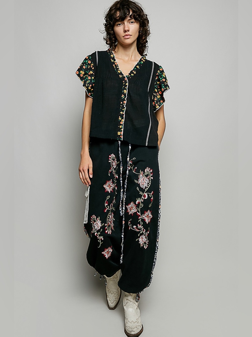 🖤POL Floral Blouse V Neck Ruffle Sleeve Top Black Lightweight Cotton 🖤🛍️